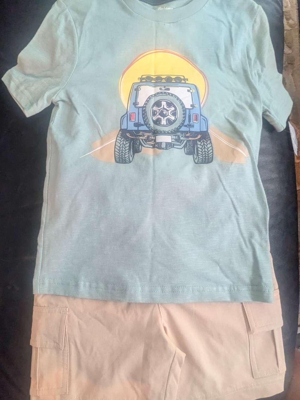NWT Tommy 2 piece Bahama boys short set, Size 5/6